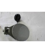 2005-2007 CADILLAC STS GAS FUEL DOOR WITH FUEL CAP R2064 - $112.20 CAD