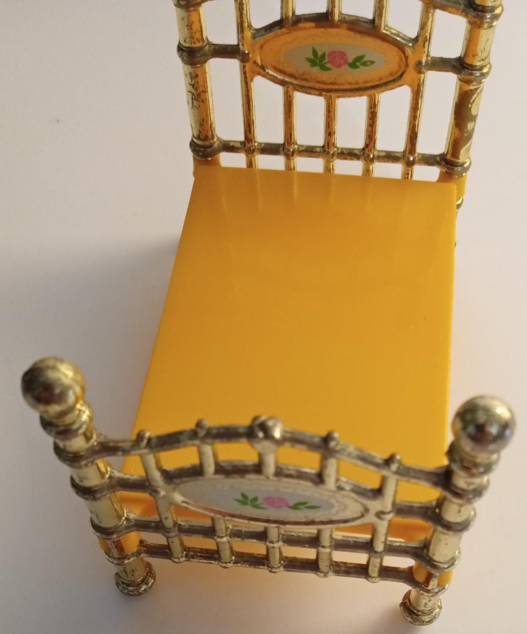 Image 4 of Vintage Brass Doll House Furniture Bedroom Bed The Littles Pretend Play Toy
