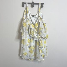 Torrid Women Plus Size 3 3X Yellow White Floral Cold Shoulder Wrap Front Top - £15.96 GBP