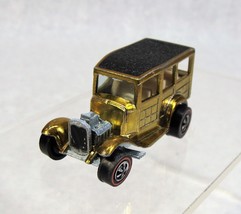 Vintage 1967-68 Hot Wheels Redlines Classic 31&#39; Ford Woody Gold Color Car Usa - £70.76 GBP