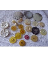Vintage Assorted Sizes Buttons Lot of 23  #5 - $3.99