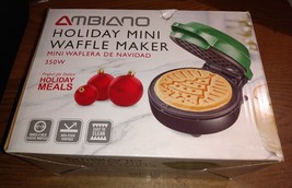 New Holiday Christmas Tree Mini Waffle Maker Non-Stick 4&quot; Cooking Surface - £15.96 GBP