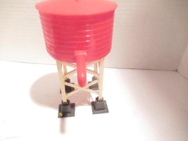 0/027 ACCESSORY - PLASTIC WATER TANK W/NON-MOVING SPOUT- 7&quot; HIGH- GOOD- - $6.60