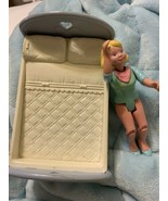 Fisher-Price Loving Family Dollhouse Mom Mother &amp; Full Size Bed 1993 &amp; MORE - $27.26 CAD