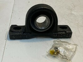 GSI Pillow Block 1600-69 | 5-1/2&quot; L 1-1/2&quot; W Insert Bearing Peer 205 | 2... - $554.45 MXN