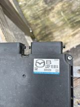 2007-2009 MAZDA SPEED3 ECU ECM ENGINE CONTROL MODULE UNIT COVER TRIM PANEL K5029 image 13
