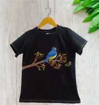 Hand Painted Women&#39;s Blue Jay Bird on Black Cotton T-Shirt. Gift for her  - £47.10 GBP