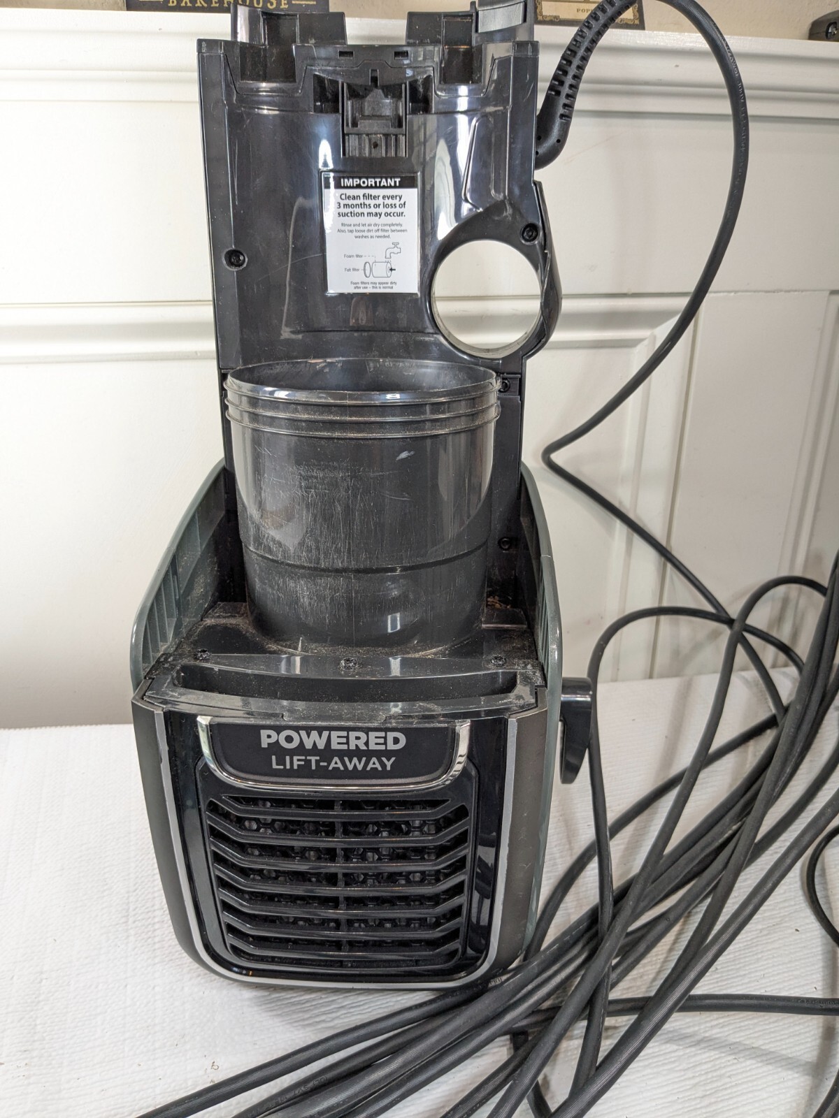 Shark Apex AZ1002 DuoClean Upright lift away vacuum motor assembly w/ po... - $63.00