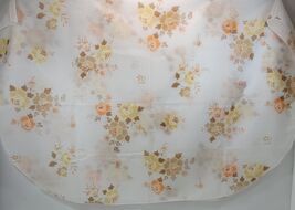 MM) Vintage Transparent White Floral Oval Tablecloth 70.5" x 53" - $9.89