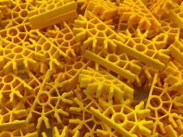 Qty 5 ~ K&#39;NEX Yellow 5-Way Connector Half Circle 360 Round Bulk Parts Pi... - $1.97