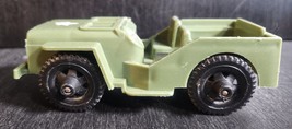 TIM MEE TOYS US ARMY JEEP VINTAGE 1960s PLASTIC TOY 5 INCH LONG - $141.40 MXN