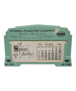Vintage Wyndell Plaza Dry Cleaning Salesman Sample Metal Calendar 1966 M... - €16,96 EUR