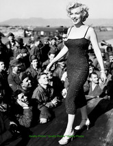 Marilyn Monroe with USO Troops in Korea 8.5x11&quot; Photo Print Actress, Sex Symbol - £6.73 GBP