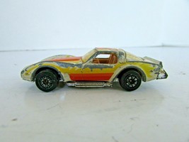 1980 KENNER DIECAST CAR FAST III YELLOW #1027 WHITE CORVETTE HONG KONG  H2 - $3.70