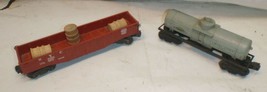 Lot Of 2 Lionel Train Cars - Single Dome Tank Car &amp; 6462 Gondola w Wood ... - £11.75 GBP