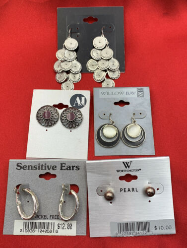 Worthington A&I Earrings On Card Pierced Black Silver Pearl Lot Of 5 20-1031 - $9.45