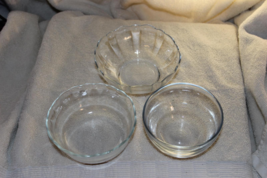 Lot Of 3 Clear Small Clear Glass Bowls - K21 Pyrex &amp; Anchor Hocking &amp; Arcoroc - £11.99 GBP
