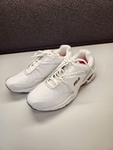 Women&#39;s sneakers Size 10 Fila Pink White Tennis Shoes - £19.84 GBP