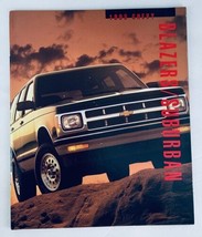 1993 Chevrolet Blazers / Suburban Dealer Showroom Sales Brochure Guide C... - $9.45