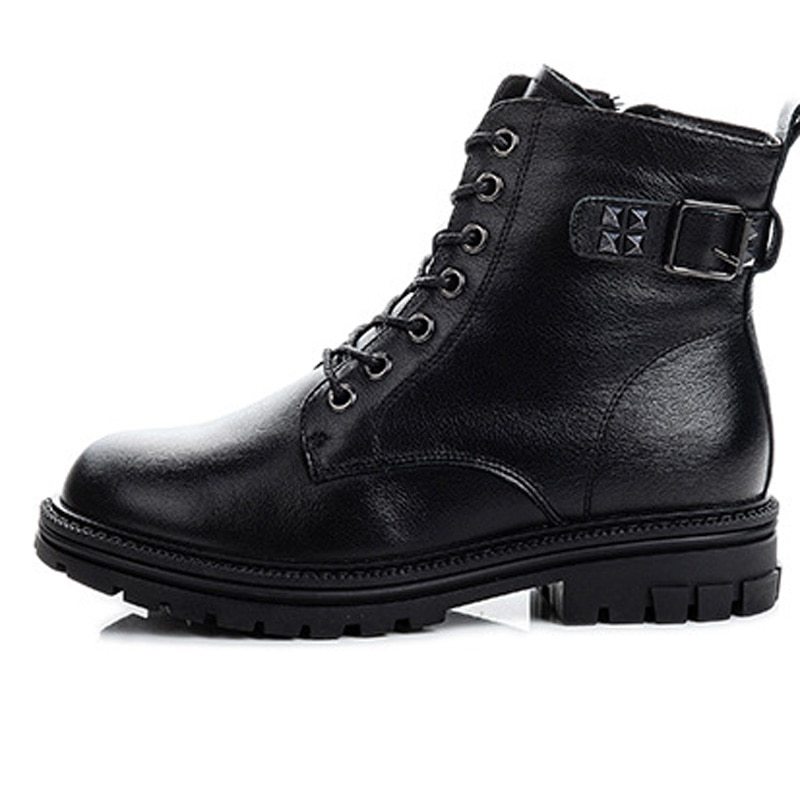 Primary image for 2021 New Fashion Autumn Winter Woman Martin Boots Rivet Leather British High-top