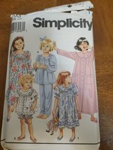 Simplicity 8093 Girls 7-12 Nightgown Robe Pajamas PJs Pattern Salzburg S... - $90.24 MXN