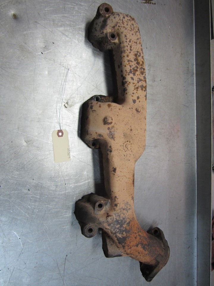 Right Exhaust Manifold For 98-99 Dodge Dakota  5.2 53010186 - $87.32