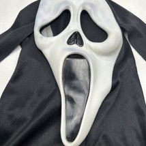 Scream Ghost Face Mask Easter Unlimited Fun World Halloween 2010 9206 - £37.48 GBP