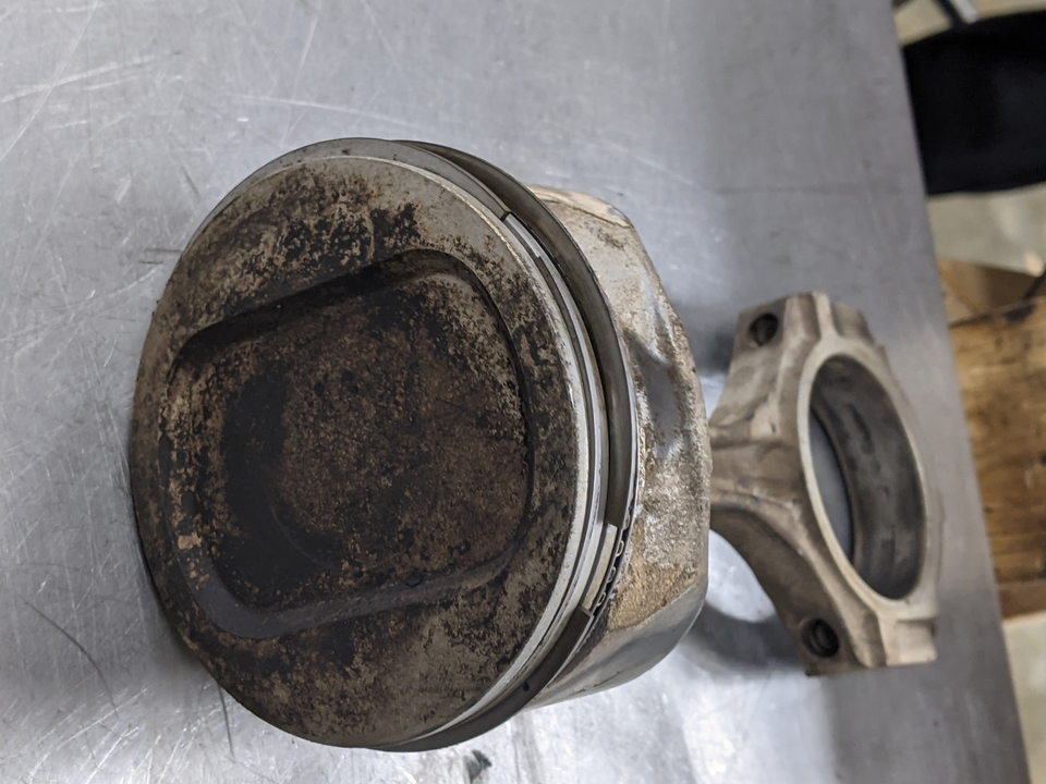 Piston and Connecting Rod Standard For 99-00 Ford F-150  4.2 F6ZZ6200AA Gas Item image 3