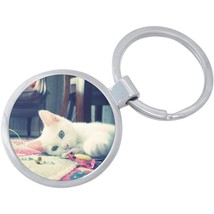 White Cat Keychain - Includes 1.25 Inch Loop for Keys or Backpack - £8.46 GBP