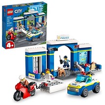 LEGO City Police Station Chase 60370 Playset with Car Toy and Motorbike ... - £30.03 GBP