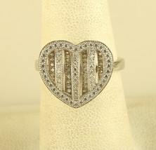 Vintage Sterling Silver 3 Dimensional Simulated CZ Polished Heart Ring Sign GM - £35.83 GBP