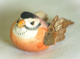 Miniature Soft Bird Decorative Figurine - £7.77 GBP