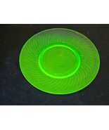 Vintage Anchor Hocking Depression Glass Spiral Green Luncheon Plate 8&quot; - $20.20 CAD