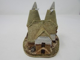 Lilliput Lane Cottage Sculpture Kentish Oust-House 1985 Cambria UK 3.5&quot;L - $9.85