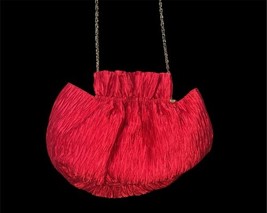 Vintage La Regale Red Pleated Satin Evening Bag Gold Frame Chain 90s Purse image 4