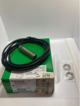 Schneider inductive sensor XS1 M12 XS1M12MA250L1 - £27.56 GBP