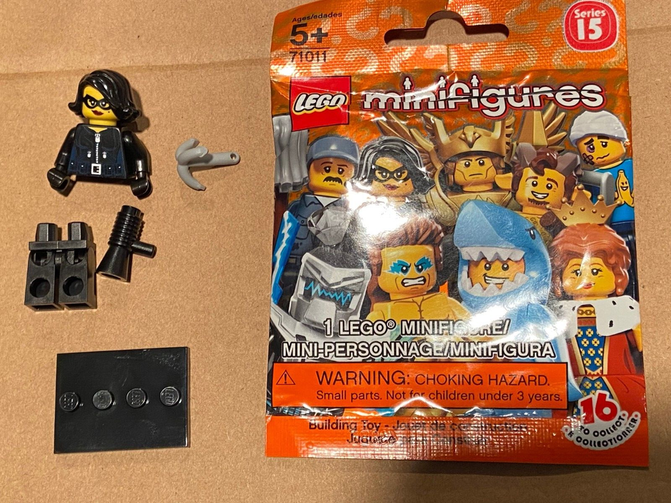 Lego Minifigure Series 15 Jewel Theif  *NEW/OPENED* aa1 - $11.99