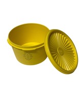 Vintage Yellow Tupperware Servalier Bowl with Starburst Lid 810-21 Made ... - $7.92