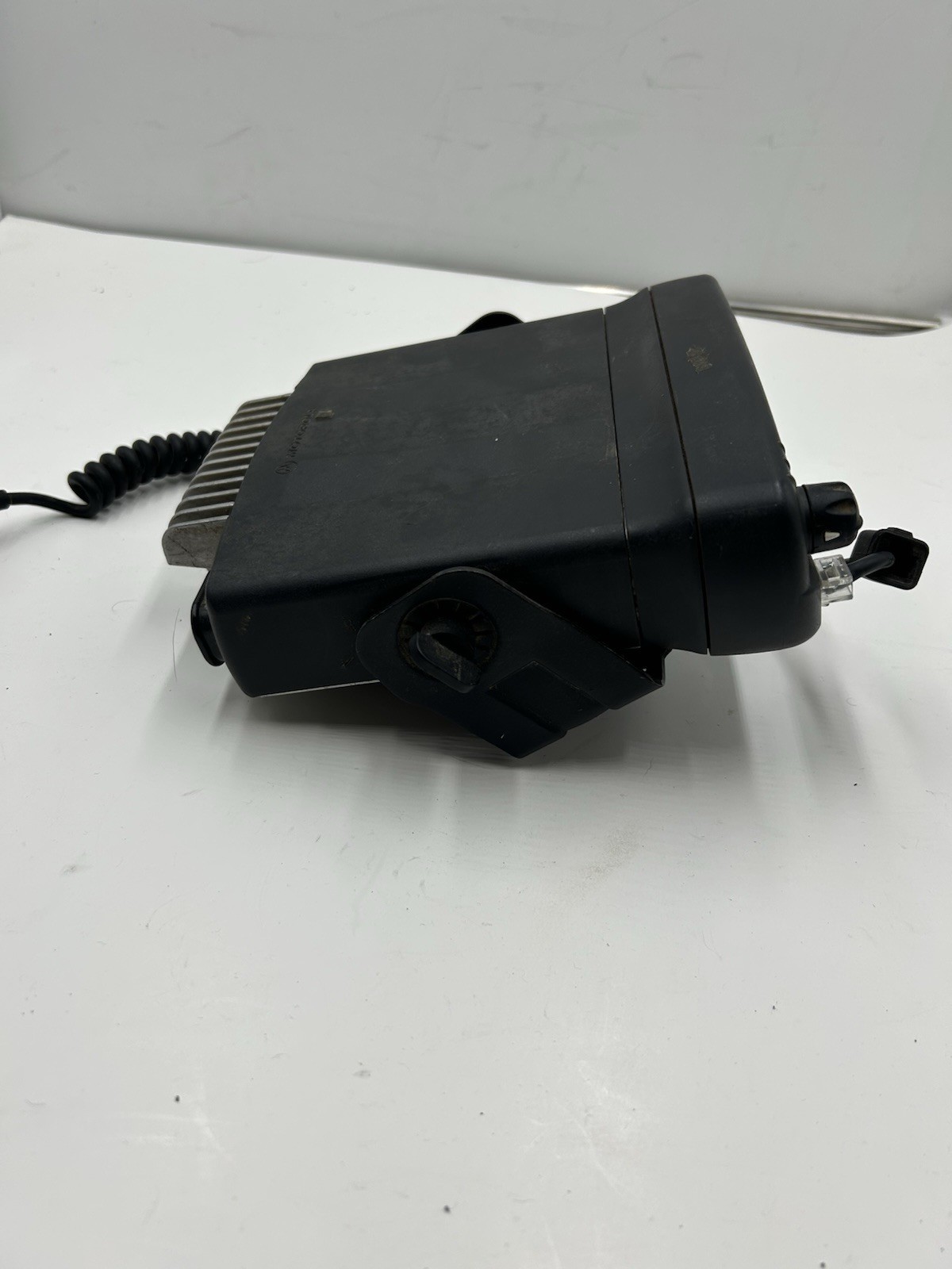Motorola CDM1250 VHF 136-174MHZ  64ch 45watt mobile radio AAM25KKD9AA2AN Item image 6