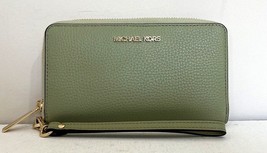 New Michael Kors Jet Set Travel Large Flat Phone Case Leather Wallet Light Sage - £56.07 GBP
