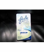 Glade Plugins Scented Gel Classic Warmer &amp; Refill  Clean Linen - $24.95 CAD