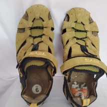 Women&#39;s Teva, gold/yellow Athletic, Strappy Sandals, Size 9 - £14.25 GBP