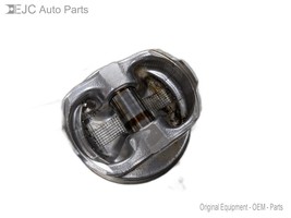 Left Piston For 18-19 Subaru Outback  2.5 12006AD890 Gas - $738.87 MXN