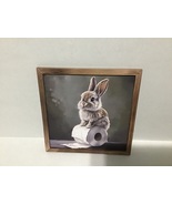Bunny on Top of a Roll of Toilet Paper - $304.58 MXN