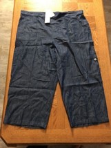Alfred Dunner Womens Capri Pants Size 18 0034 - £37.33 GBP