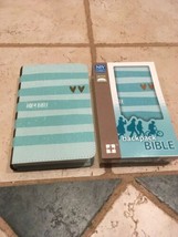 NIV BACK PACK BIBLE TURQUOISE/GOLD RED LETTER 2011 - $14.60
