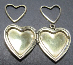 Vintage Bedford 1/20th 12k GF  Flower Etched Heart Picture 3/4&quot; Locket 2... - £23.97 GBP