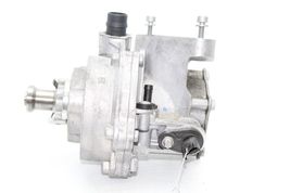 11-16 BMW 535I Vacuum Pump F3189 image 2