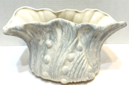 Vintage Haeger 3518 USA Pottery Planter Gray and White Scalloped Edge - £20.35 GBP