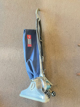 Vintage Royal Vacuum Cleaner Tested Upright Business-
show original title

Or... - £130.25 GBP